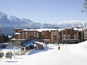 Sutton Place Hotel Revelstoke Mountain Resort