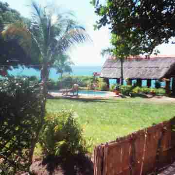 Nkhudzi Beach Lodge Hotel Exterior