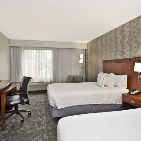Courtyard by Marriott Gulfport Beachfront