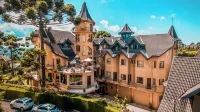 Hotel Castelo Nacional Inn Campos do Jordão فنادق في 