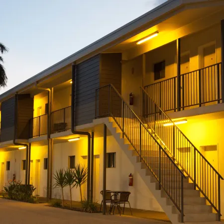 Abode37 Motel Emerald