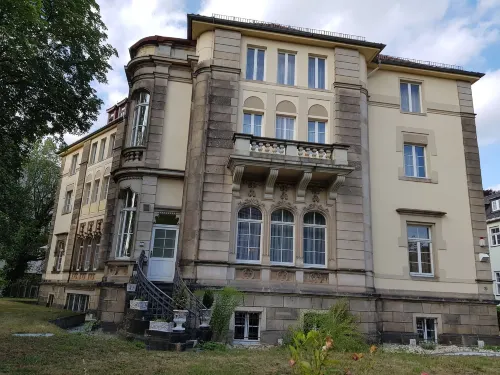 Hotel-Villa Lalee