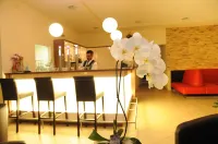Beierleins Hotel & Catering Gmbh Отели в г. Калленберг