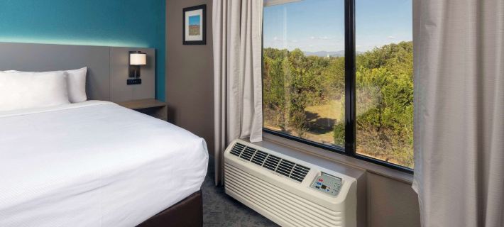 Comfort Inn & Suites Dahlonega University Area Отели в г. Лампкин