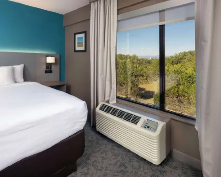 Comfort Inn & Suites Dahlonega University Area Hotels in Lumpkin County