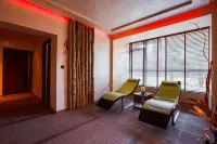 Aparthotel Marina Holiday Club - All Inclusive & Free Parking - spa