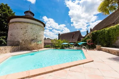 Grand Hôtel de Montespan-Talleyrand Hotels in Saint-Menoux