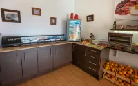 Hostal Casa Mercedes - Breakfast