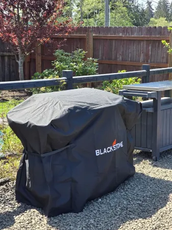 Cozy Cottage Retreat – Private Yard, Sunset Views & Peninsula Access Отели рядом с достопримечательностью «Нью Дангенесс Лайтхаус»