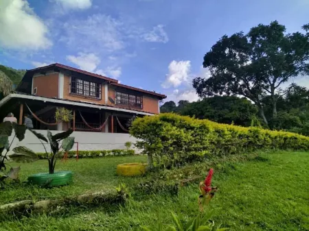 FINCA HOTEL EL RECREO Отели в г. Эль Карденильо