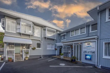 Harbour View Motel and Waterfront Apartments