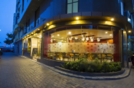 Unima Grand Hotel in zona Hulhule Island