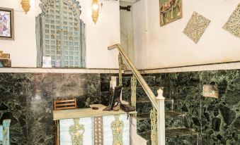 The Lake View Hotel- on Lake Pichola