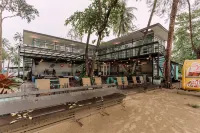Roxy Sematan Villa & Townhouse