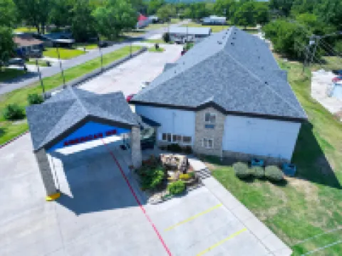 American Inn Madill