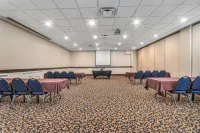 Seven Oaks Hotel Regina, SureStay Collection by Best Western
