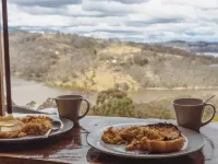 Eagle View Escape Hotels in Lithgow