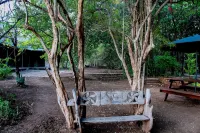 Holistic Hive Retreat House - Luxury on the Farm