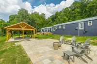 The Lodge at Lookout Mountain Hotels near Greater Emmanuel Apostolic Church