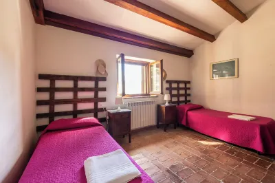 Agriturismo Podere Binacco Hotel in zona Rocca Pisana