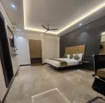Hotel Golden Tulip'z