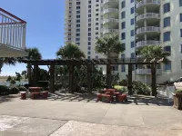 Beach Colony Resort 2B, Breathtaking views!