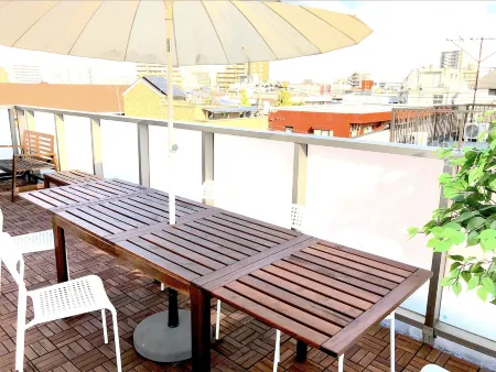 Tokyo Art House Отели рядом с достопримечательностью «Tokyo Metropolitan University Arakawa Campus»