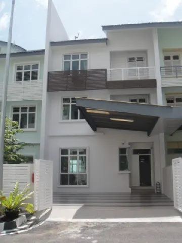 Batu Ferringhi - Shamrock Beach Villas, Penang