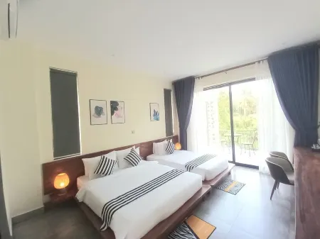 Kampot Tropical Village