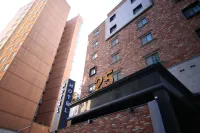 25 Hotel Hotels in 