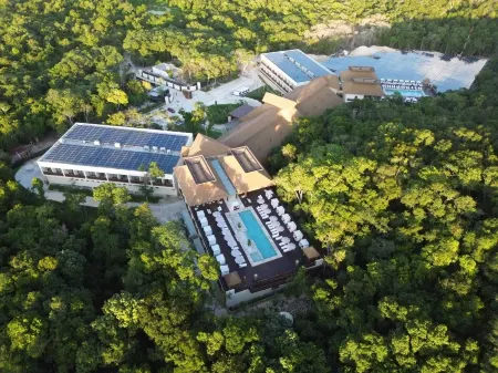 Hotel Mundo Maya Calakmul Отели в г. Калакмуль