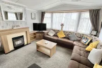 StaticHome-Sleeps6-Lakeview-Balcony-Parking-Petsok