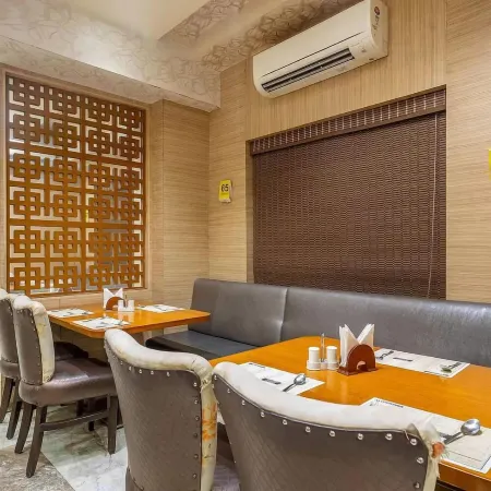 Hotel Chutneys Отели рядом с достопримечательностью «Конгресс-центр Subham»