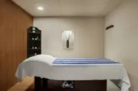 Ramada Plaza by Wyndham Karachi Airport Hotel - spa