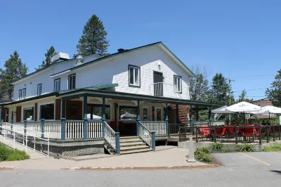 Auberge Valcartier Hotels in Lac-Delage