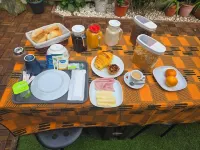 Jualis Guest House - breakfast
