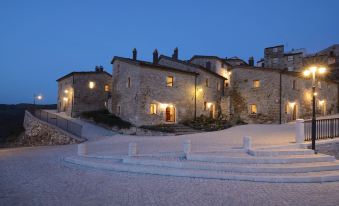 Borgotufi Albergo Diffuso