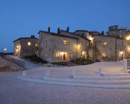 波戈圖非迪弗索阿爾貝格酒店 伊塞爾尼亞省酒店