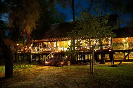 Samburu Intrepids Tented Camp Отели в г. Isiolo West
