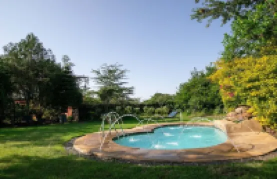 Punda Milias Lodge