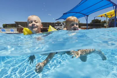 Big4 Breeze Holiday Parks - Busselton Hôtels à : Broadwater