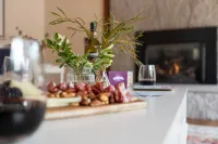 Wildflower by AvantStay Gorgeous Wine Country Home w Pool Bocce Ball Court Huge Yard
