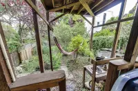Charming Deck and Beautiful Garden - Cozy Sanctuary Hotels in Glen Park