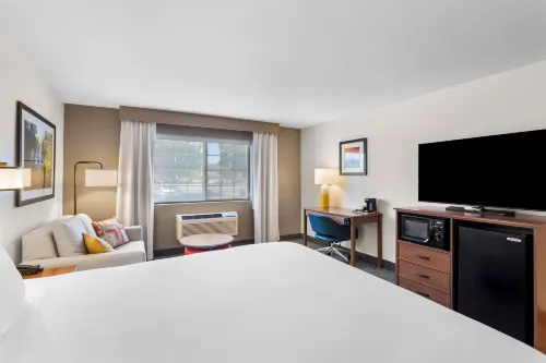 Comfort Inn & Suites Hotels in Susanville