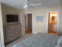 Beach Block Ocean City 5-room apartment, newly built in desired Goldcoast