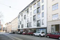 Stylish Bright 42m2 Studio with Balcony