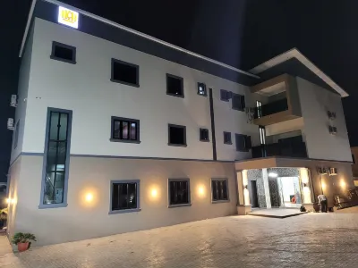 The Charis Hotel & Suites Các khách sạn gần Amusement Park in Port Harcourt RutaLand
