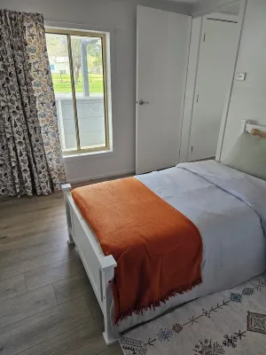 Farm cottage in 2.3 acres. Fully renovated for your comfort.