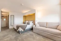 La Cachette - Friendly Hotel Hotels in Arc 2000