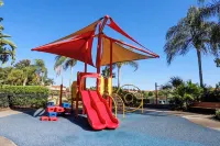 Amazing Three Bedrooms w Spa Jacuzzi Close Disney Encantada 3012